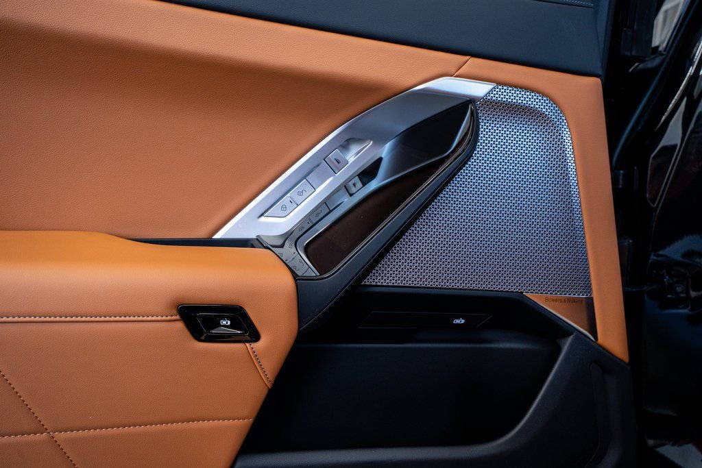 Used 2023 BMW 740i 740i w/ Parking Assistance Package image 50