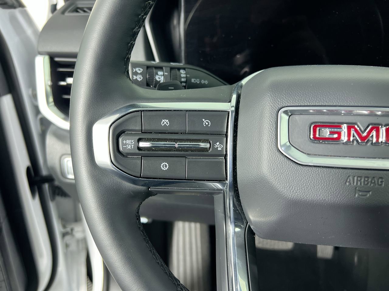 Used 2026 GMC Terrain Elevation image 17