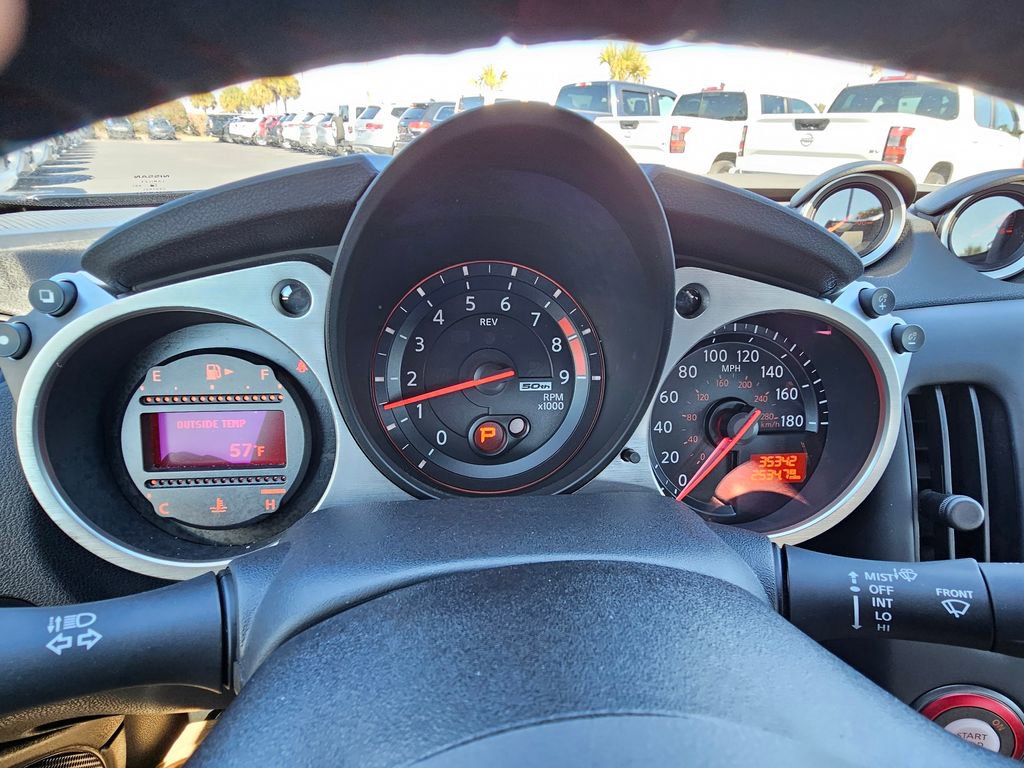 Used 2020 Nissan 370Z image 17
