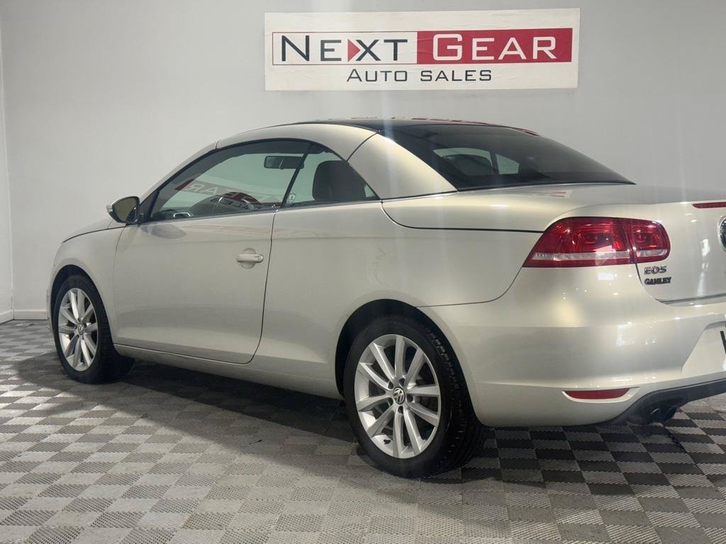 Used 2012 Volkswagen Eos Komfort FWD image 10