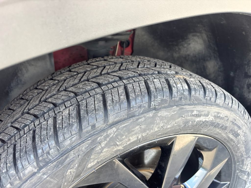 Certified 2022 Volkswagen Taos SE FWD image 8