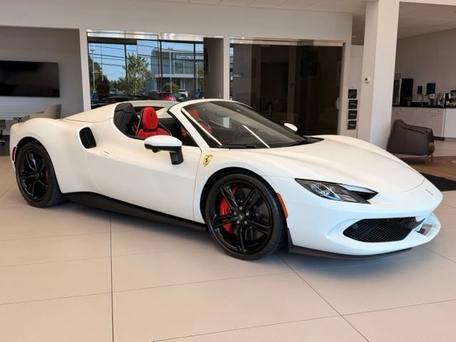 Used 2025 Ferrari 296 GTS RWD image 3