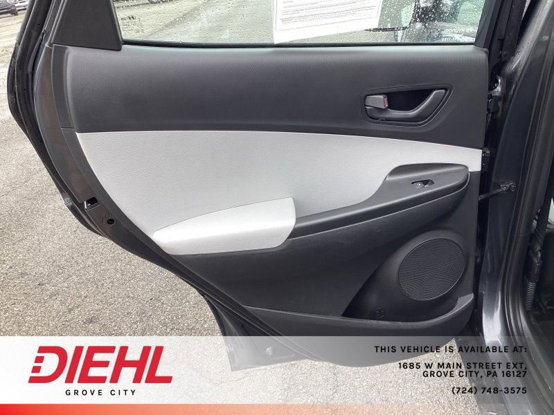 Used 2022 Hyundai Kona SE AWD/4WD image 12