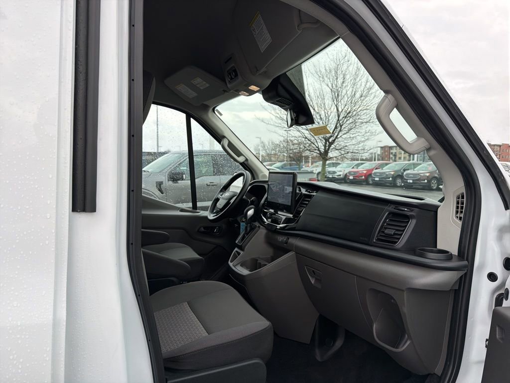 Used 2024 Ford Transit 350 XLT image 18