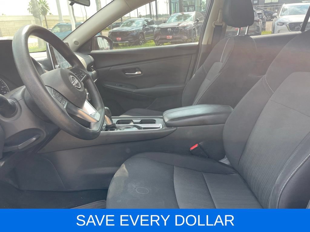 Used 2024 Nissan Sentra SV FWD image 14