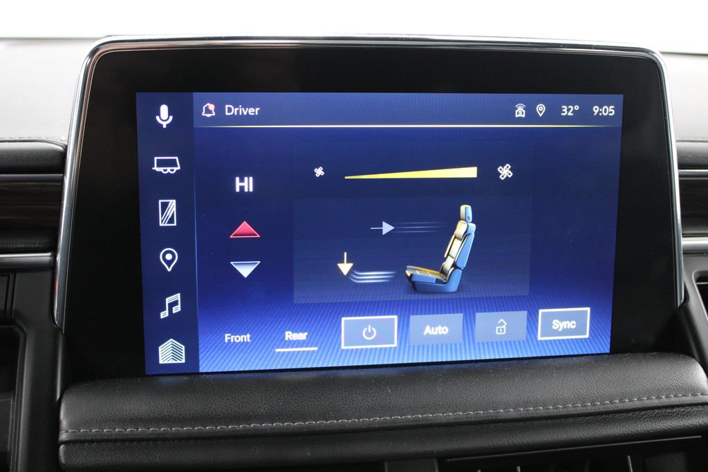 Used 2023 Chevrolet Suburban Z71 w/ Luxury Package image 35