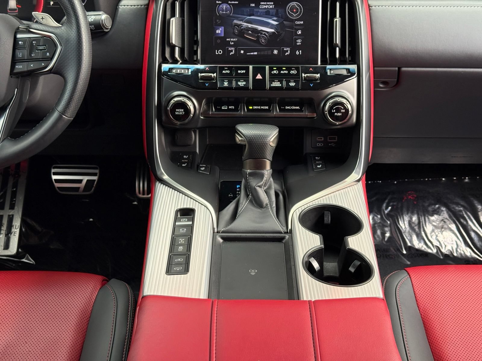 Used 2024 Lexus LX 600 F Sport AWD/4WD image 38