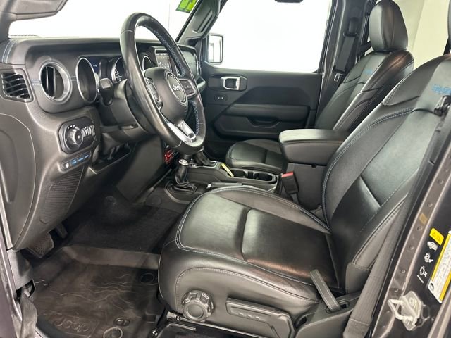 Used 2022 Jeep Wrangler Unlimited Rubicon 4xe w/ Cold Weather Group AWD/4WD image 4