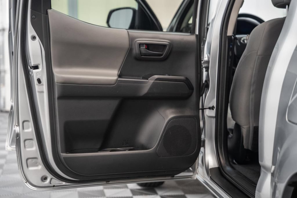 Certified 2023 Toyota Tacoma SR AWD/4WD image 34