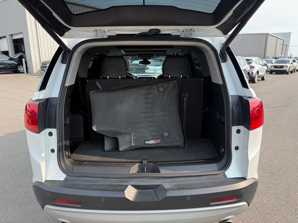 Used 2018 GMC Acadia SLT w/ LPO, Floor Liner Package image 38