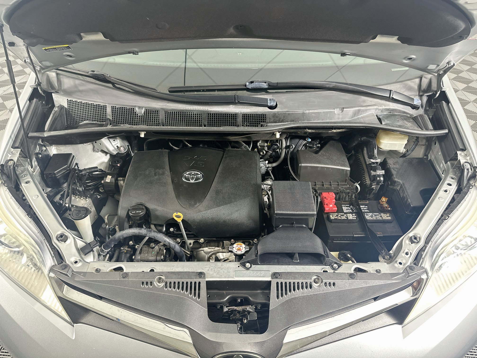 Used 2019 Toyota Sienna XLE FWD image 36