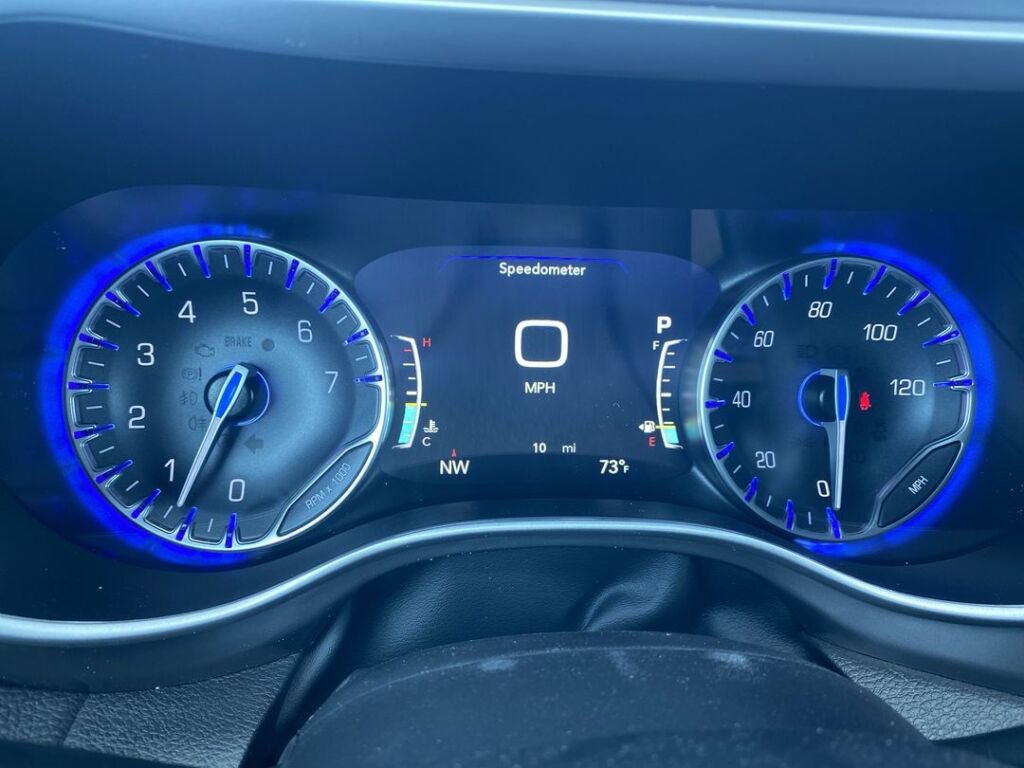 New 2026 Chrysler Pacifica Select image 16