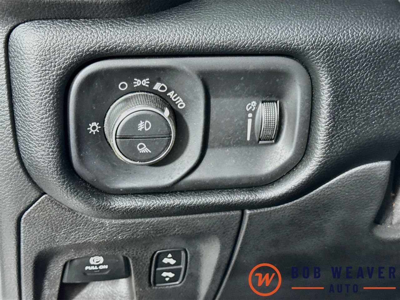 Used 2021 RAM 1500 Big Horn AWD/4WD image 12