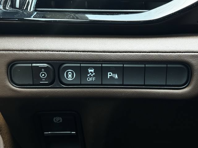 Certified 2024 Acura MDX FWD w/ Technology Package image 23
