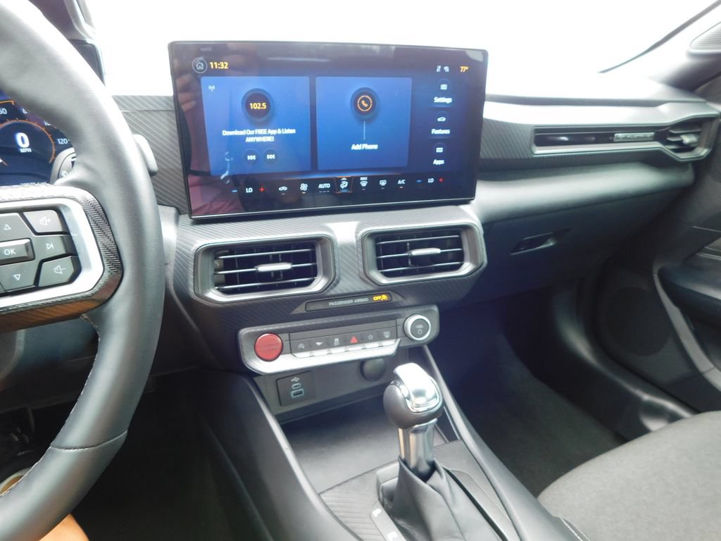 Used 2025 Ford Mustang Coupe RWD image 27