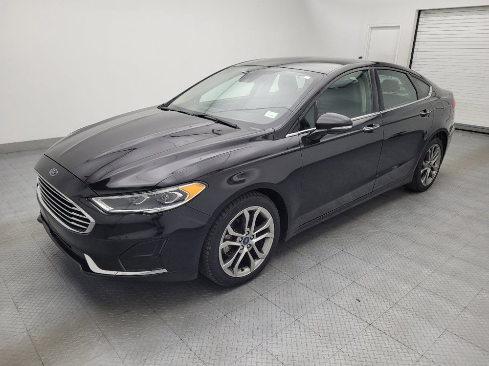 Used 2020 Ford Fusion SEL FWD image 2