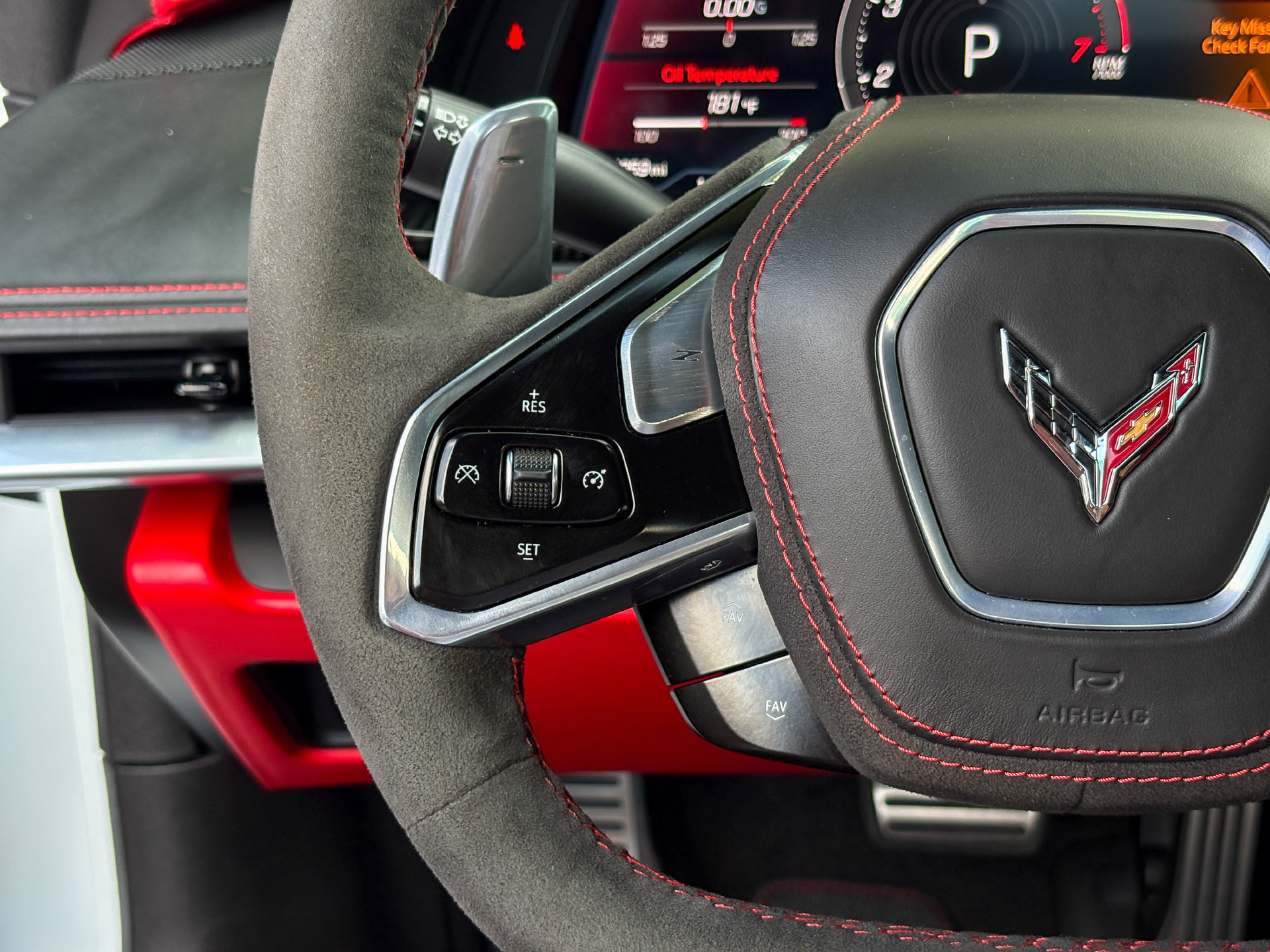 Used 2023 Chevrolet Corvette Stingray Premium Conv w/ Z51 Performance Package RWD image 18