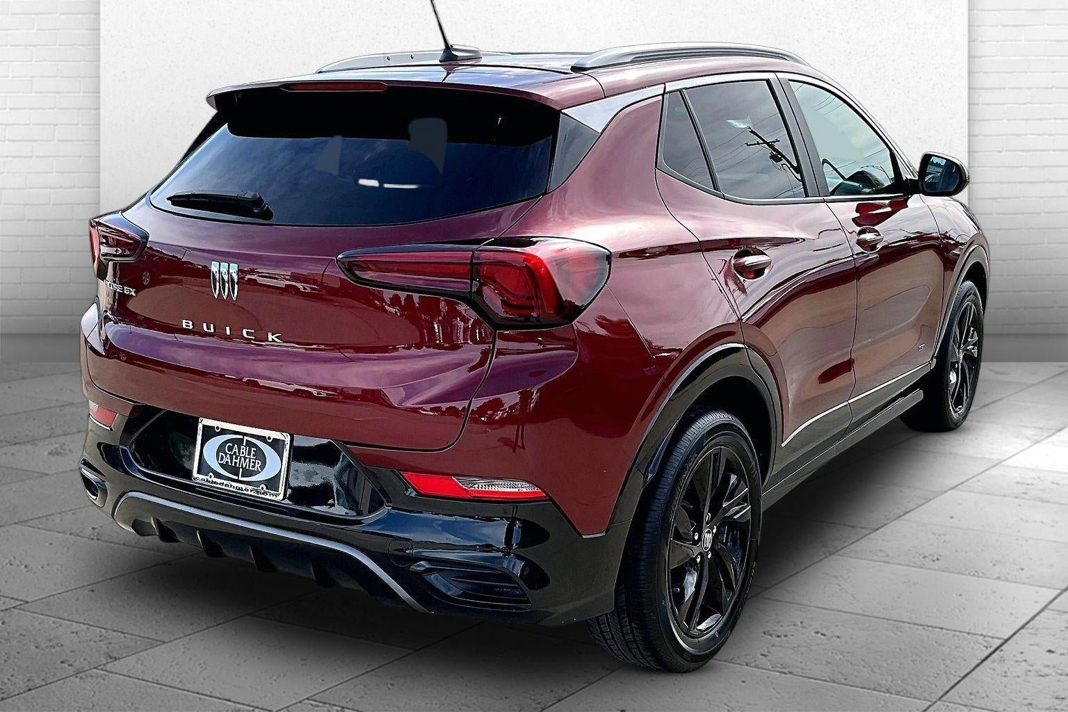 Used 2025 Buick Encore GX Sport Touring FWD image 5