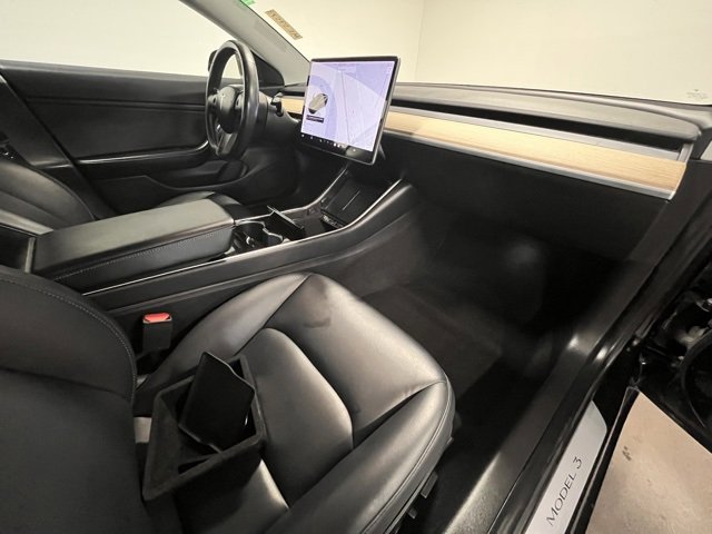 Used 2018 Tesla Model 3 Long Range image 10