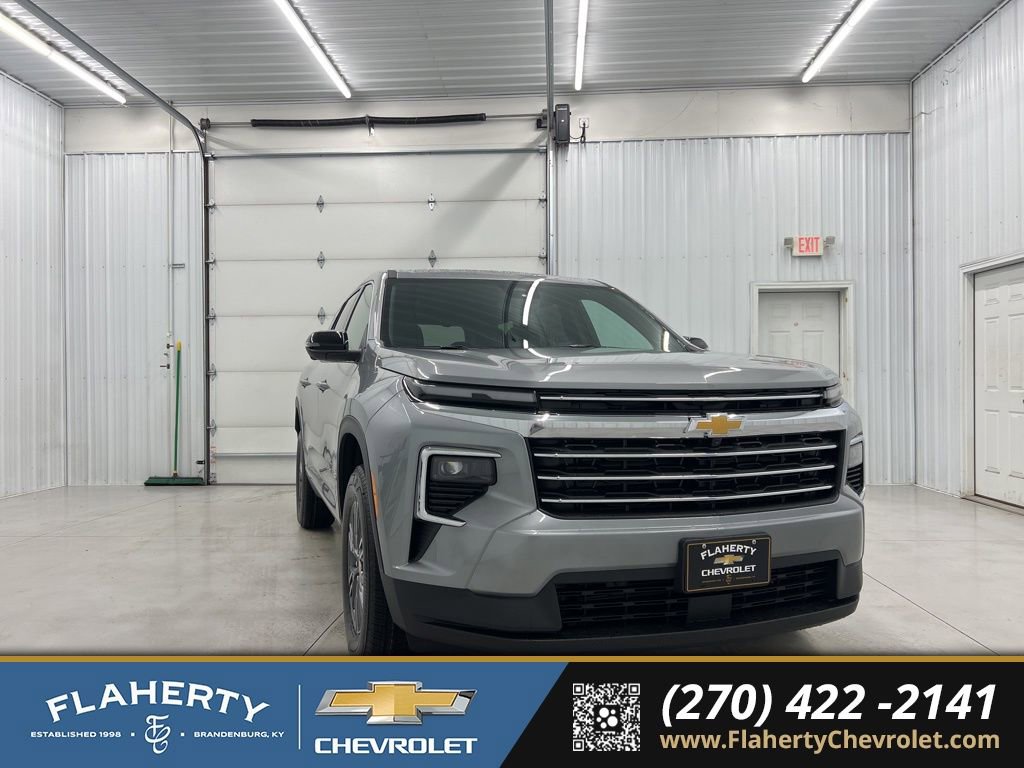 New 2026 Chevrolet Traverse LT w/ Driver Confidence Package image 1