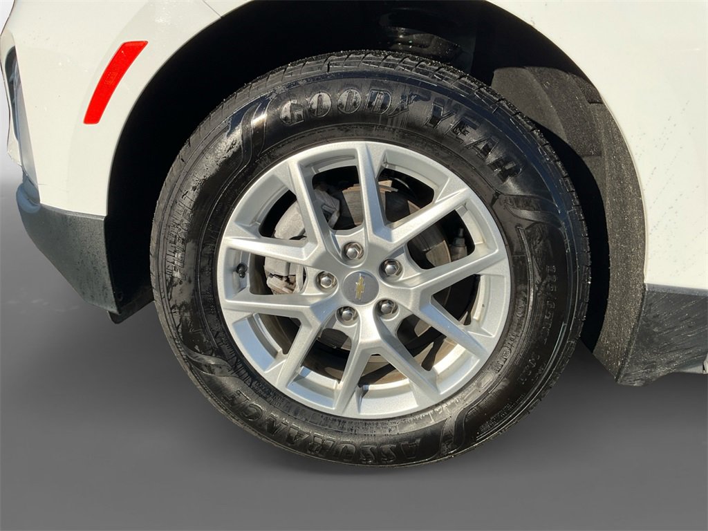 Used 2024 Chevrolet Equinox LT image 14