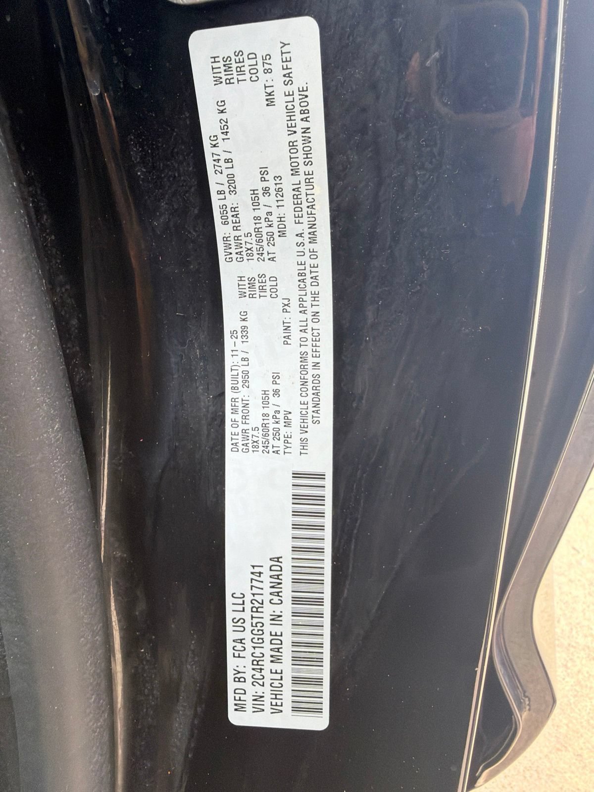 Used 2026 Chrysler Pacifica Limited FWD image 41