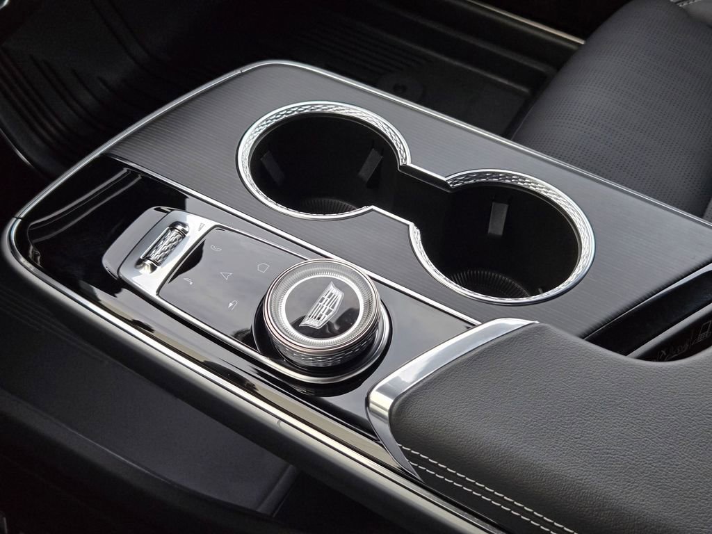 Certified 2025 Cadillac Lyriq Luxury w/ LPO, Floor Liner Package image 23