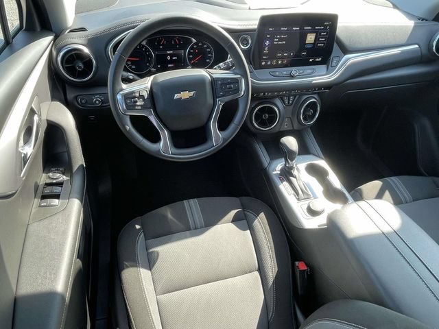 Certified 2025 Chevrolet Blazer LT AWD/4WD image 13