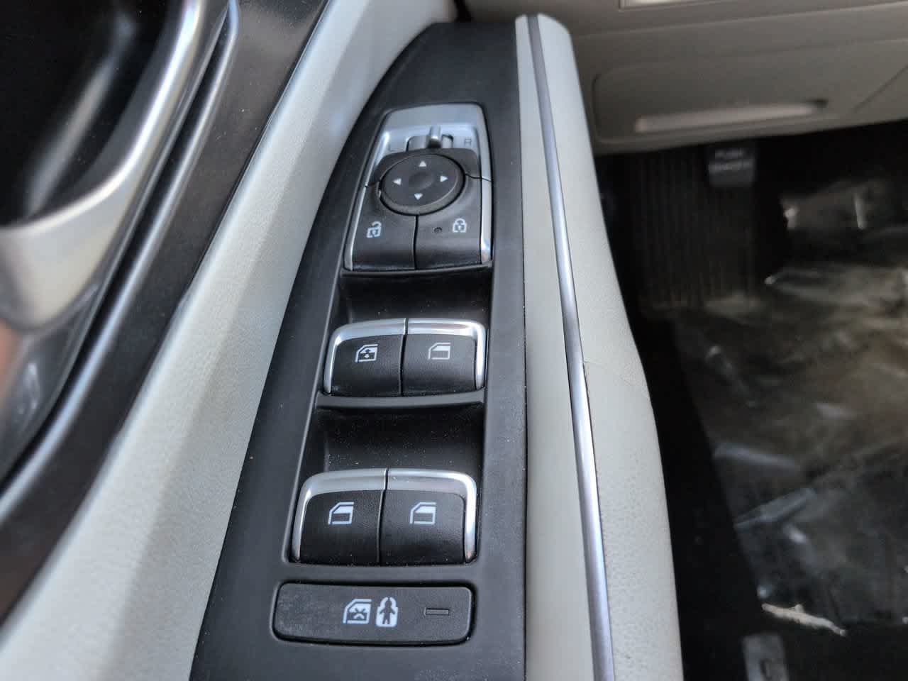 Used 2023 Kia Sorento S w/ Panoramic Sunroof Package FWD image 25