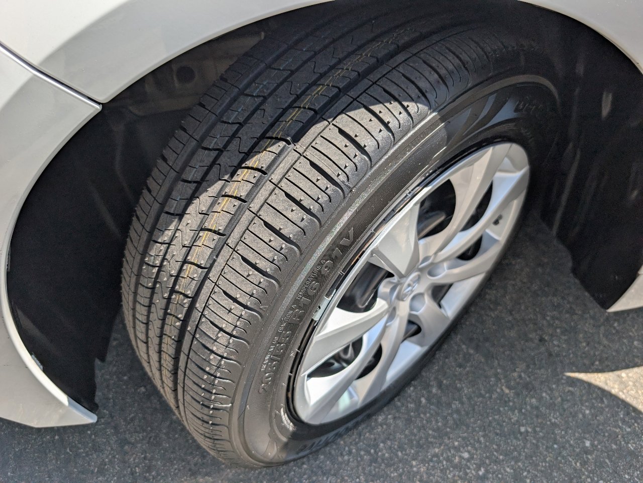 Used 2024 Toyota Corolla LE FWD image 21