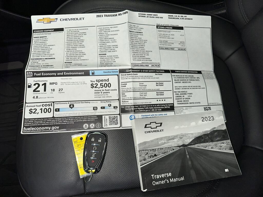 Certified 2023 Chevrolet Traverse RS w/ LPO, Floor Liner Package image 4