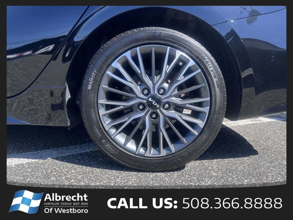 Used 2023 Kia Forte GT-Line w/ GT-Line Premium Package FWD image 33