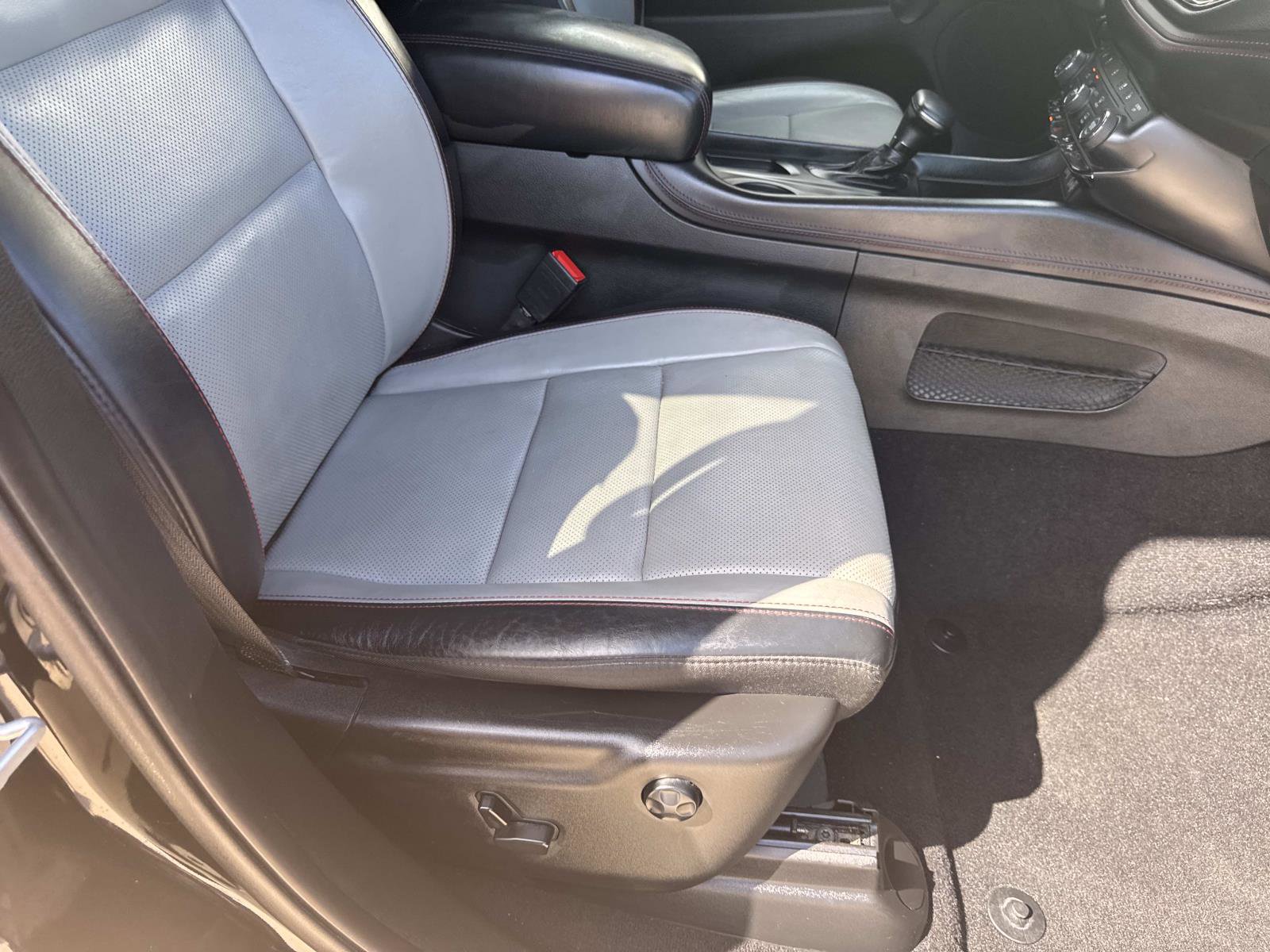 Certified 2024 Dodge Durango GT image 11