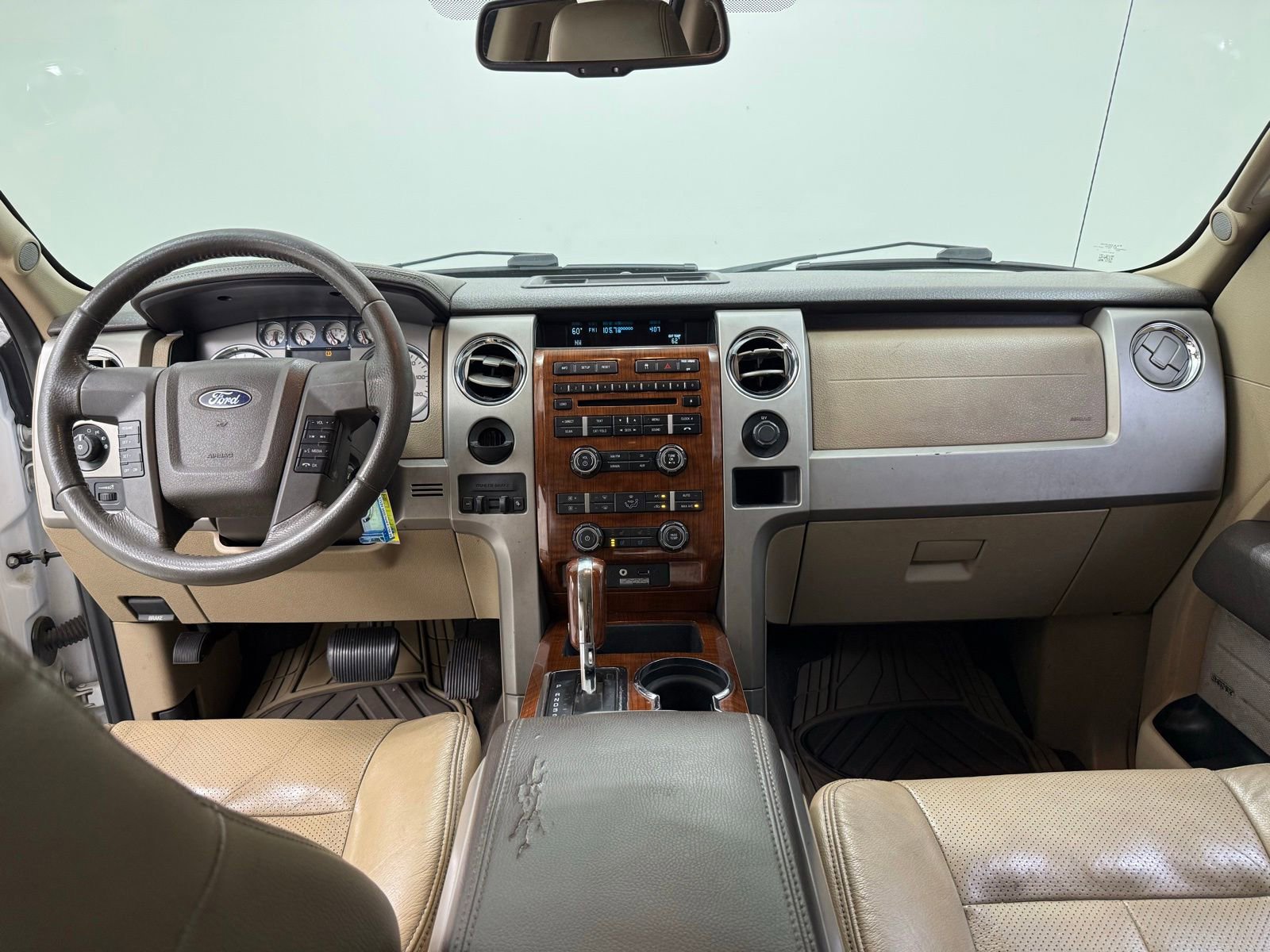 Used 2010 Ford F150 Lariat RWD image 18