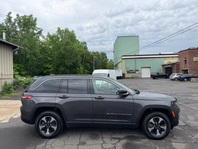 Used 2024 Jeep Grand Cherokee Limited 4xe AWD/4WD image 4