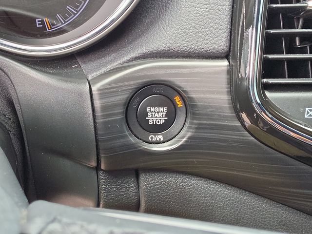 Used 2021 Jeep Grand Cherokee Laredo X AWD/4WD image 28