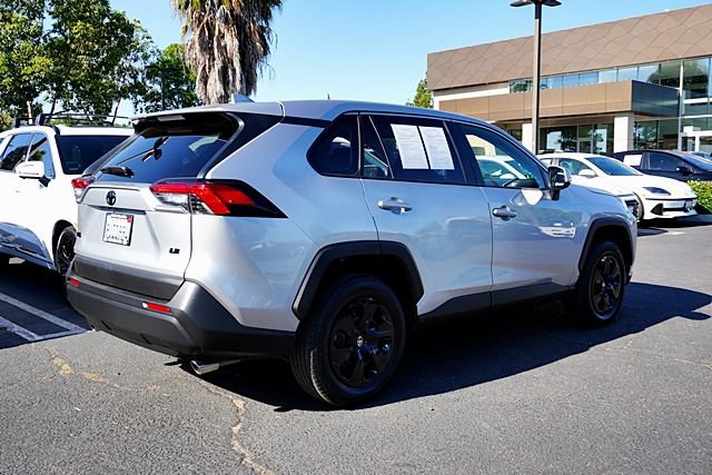 Used 2025 Toyota RAV4 LE FWD image 9