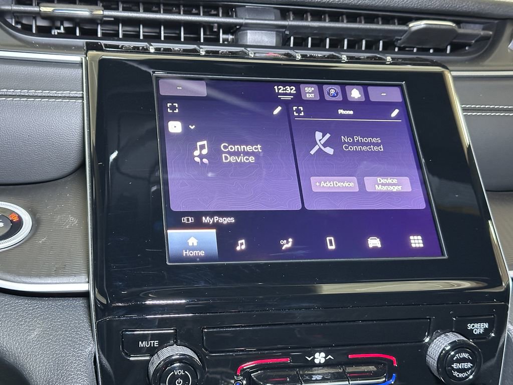 Certified 2024 Jeep Grand Cherokee Laredo w/ Trailer Tow Package image 38