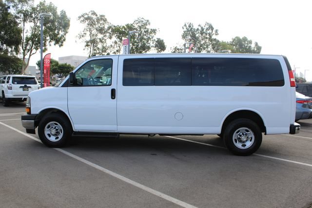 Used 2020 Chevrolet Express 3500 LT w/ LT Preferred Equipment Group RWD image 7