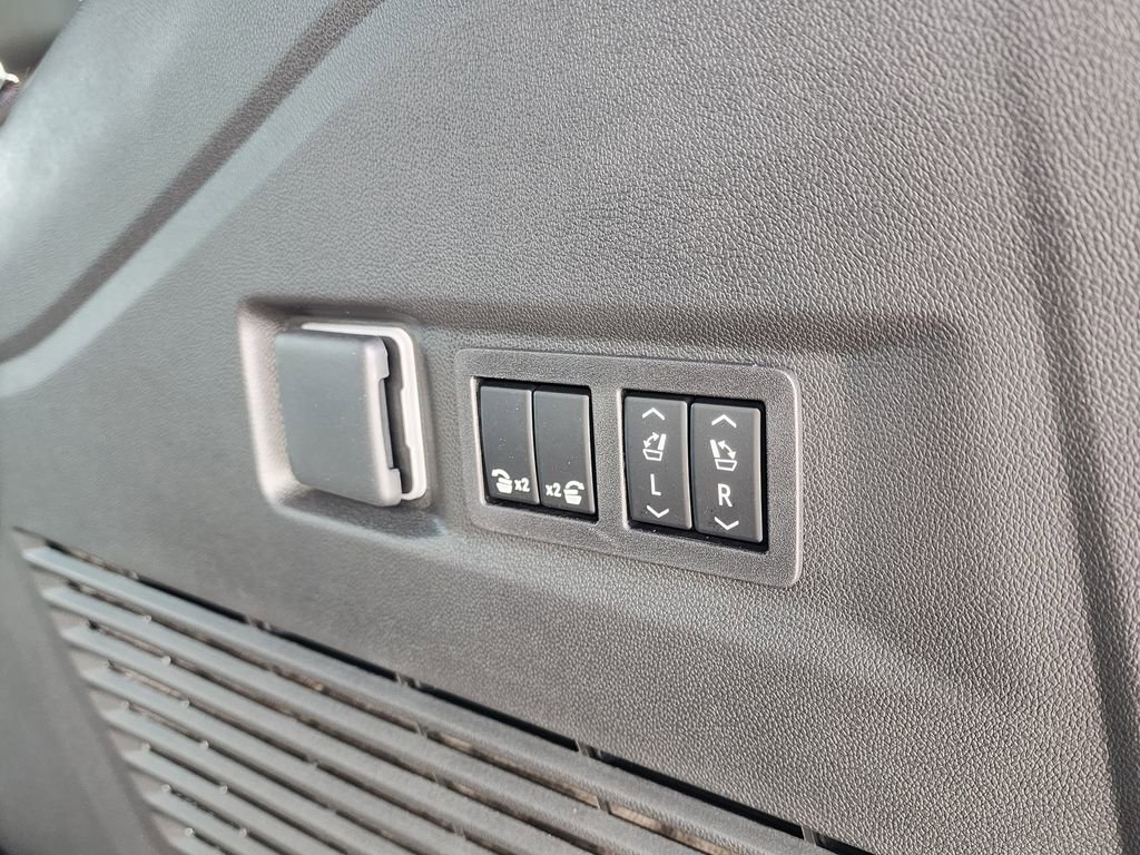 New 2026 GMC Yukon Denali image 58