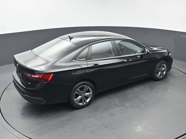 Used 2023 Volkswagen Jetta SE FWD image 39