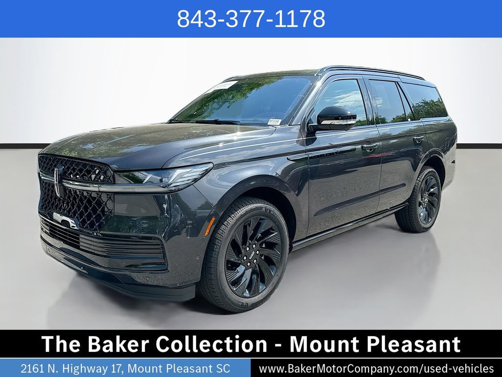 Used 2025 Lincoln Navigator Reserve w/ Jet Appearance Package AWD/4WD image 1