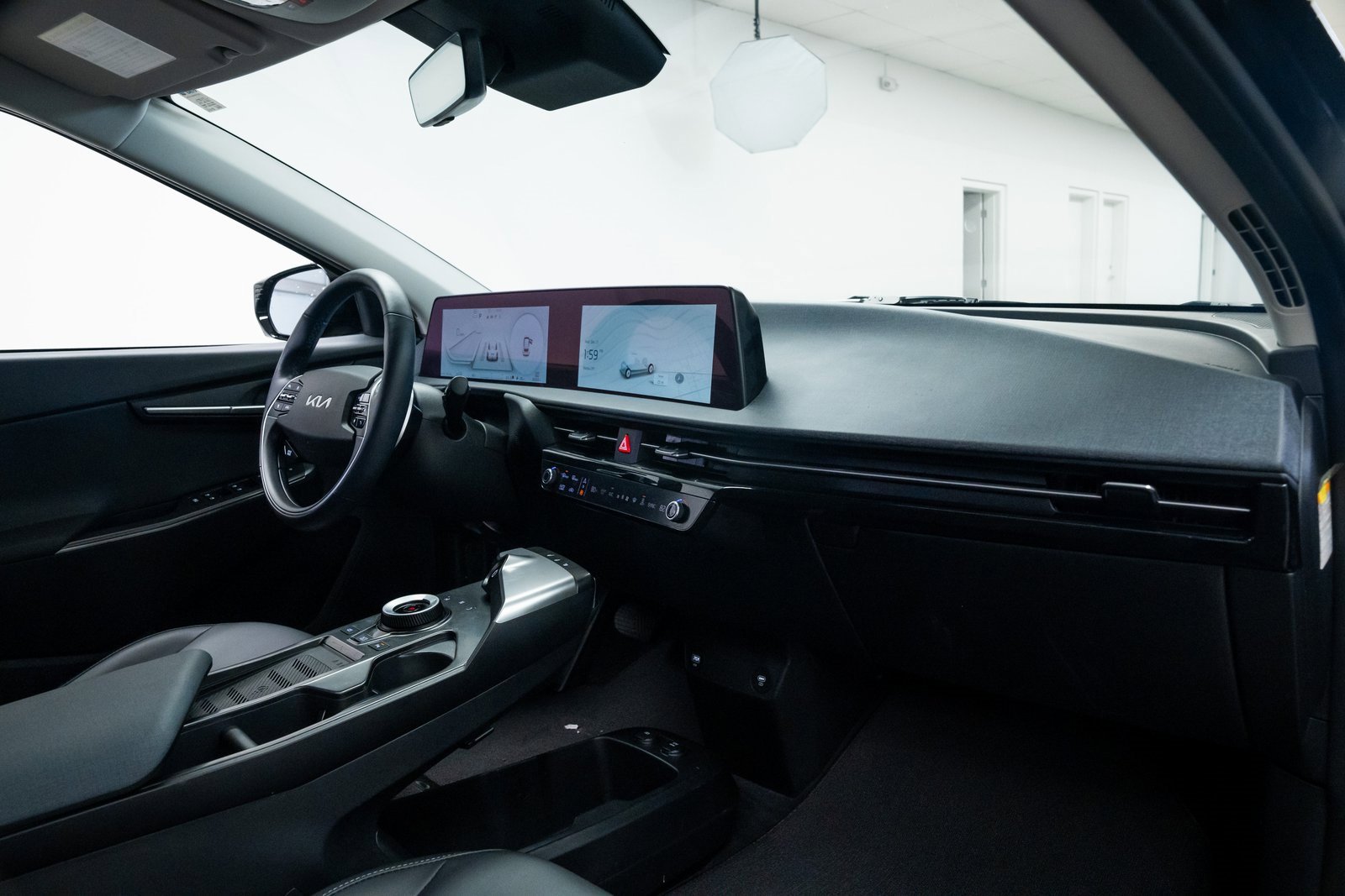 Used 2024 Kia EV6 Light image 24