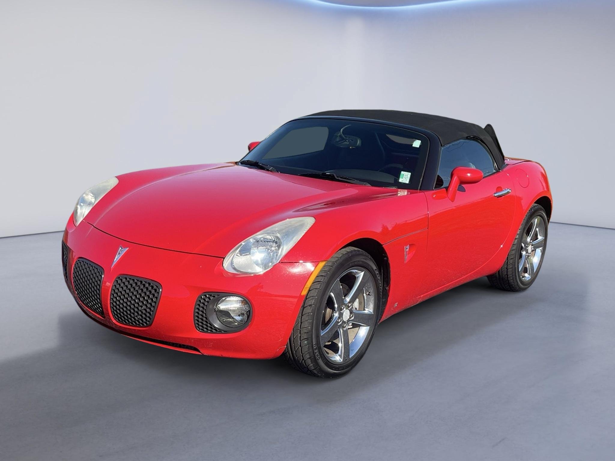Used 2008 Pontiac Solstice GXP w/ Premium Package RWD image 2