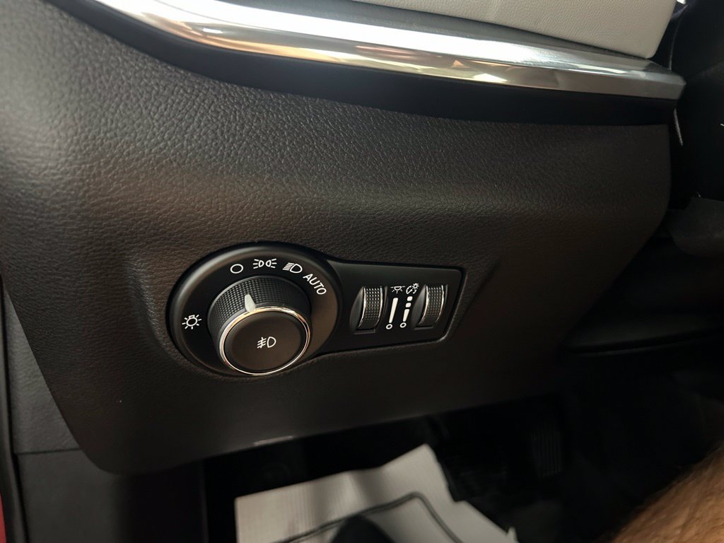 Used 2024 Jeep Compass Limited AWD/4WD image 31