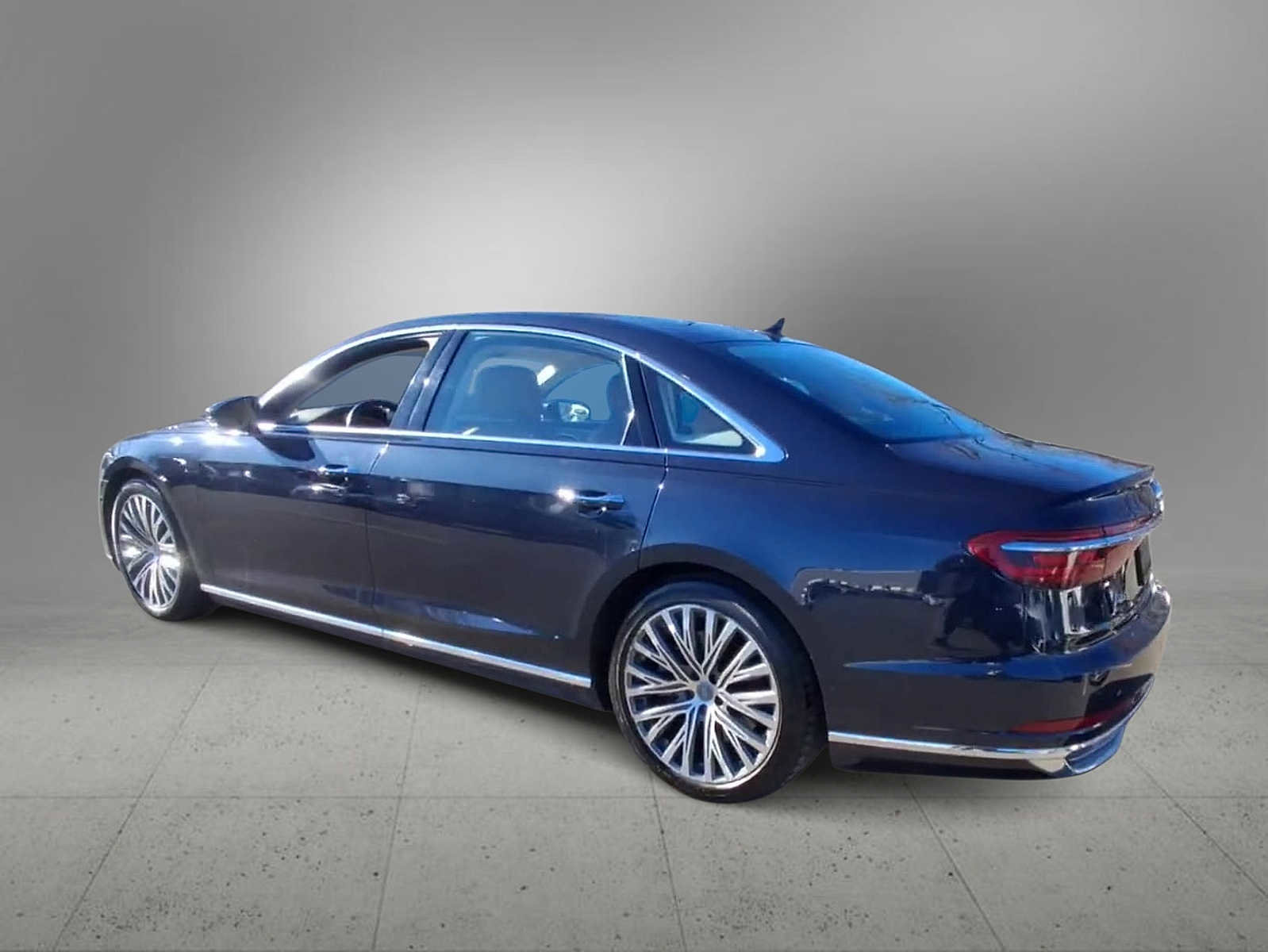 Used 2019 Audi A8 L 3.0T w/ Executive Package image 6