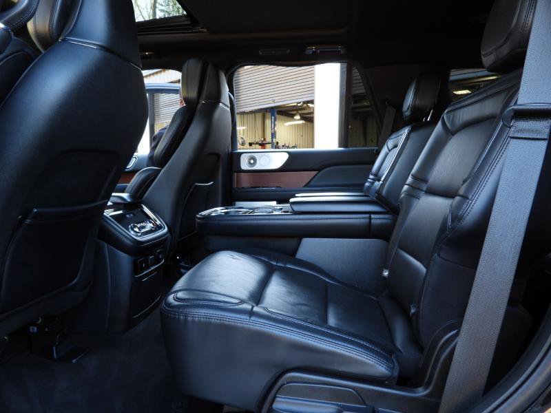Used 2020 Lincoln Navigator Reserve w/ Equipment Group 208A Reserve image 40
