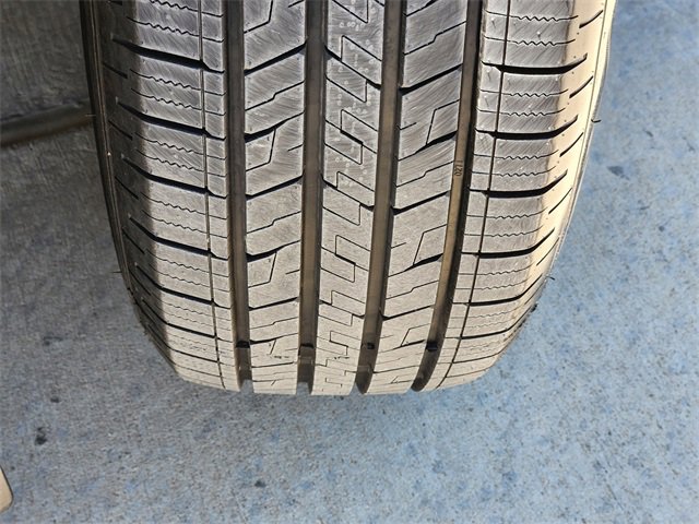 Used 2022 Toyota Highlander LE image 12