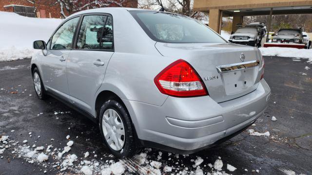 Used 2011 Nissan Versa 1.8 S w/ PWR Plus Pkg image 8