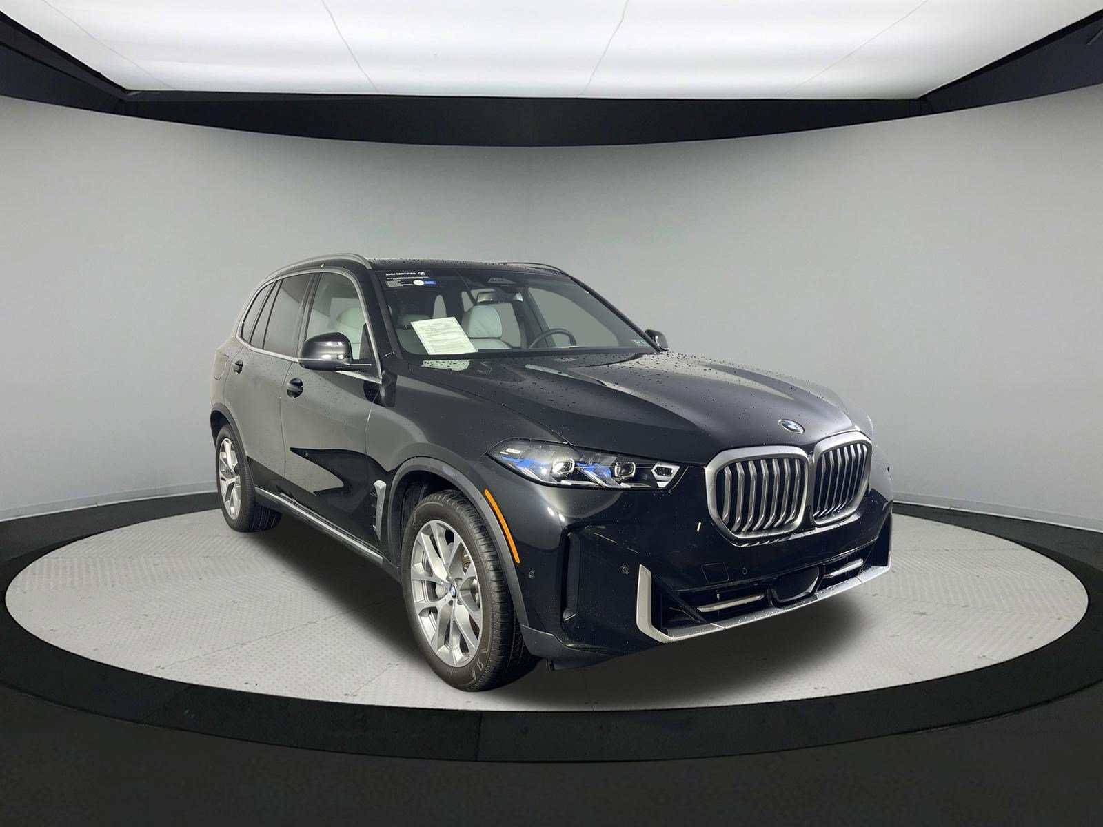 Certified 2026 BMW X5 xDrive40i AWD/4WD image 3
